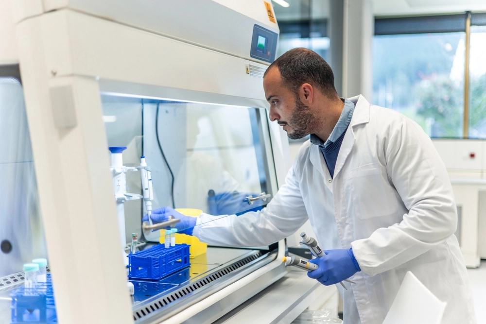OSHA Lab Standard (29 CFR 1910.1450): Requirements and How to Tell If Your Lab Qualifies